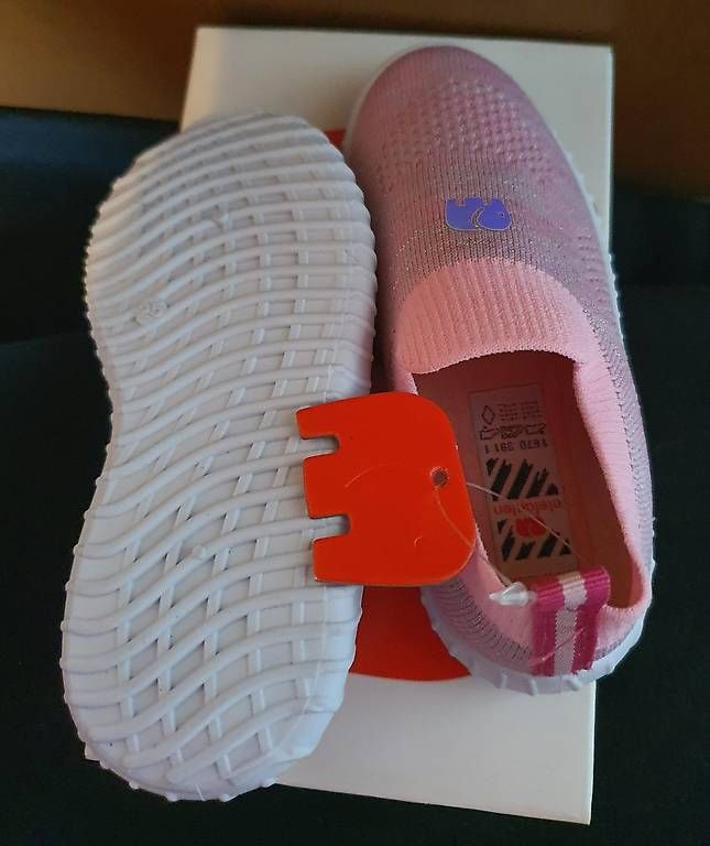 Elefanten Scarpe per ragazze: Turnschuhe/Hausschuhe Elefanten NEU – Nuovo e nell'imballaggio originale da Hellsau venduto da Stina1978 1