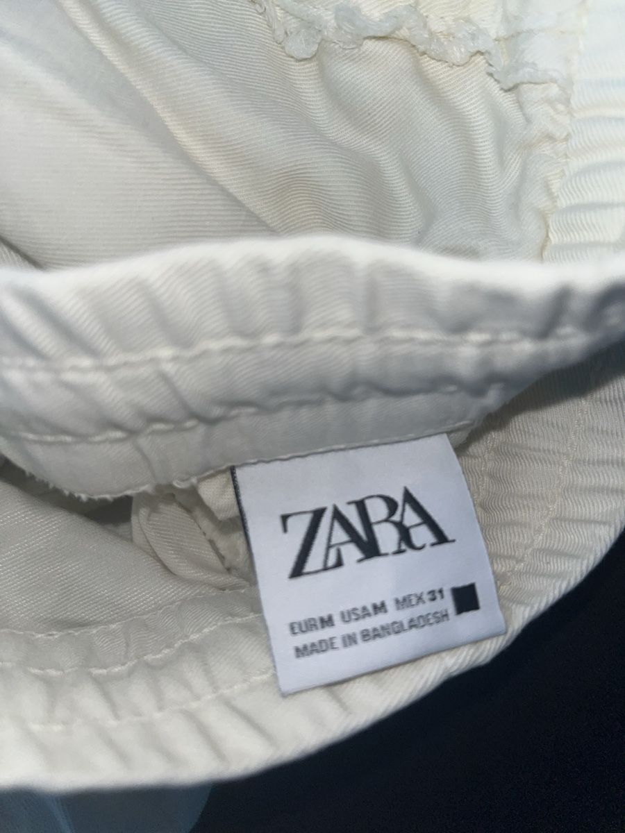 Zara Pantaloni: Zara shorts size M – Nuovo (secondo la descrizione) da Thalwil venduto da Nvani0502 1