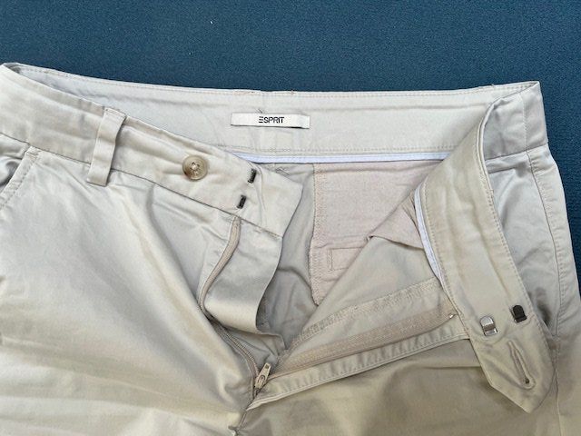 Esprit Pantaloni: Chinohose von Esprit, Grösse 38 – Usato da Zürich venduto da faustdick 2
