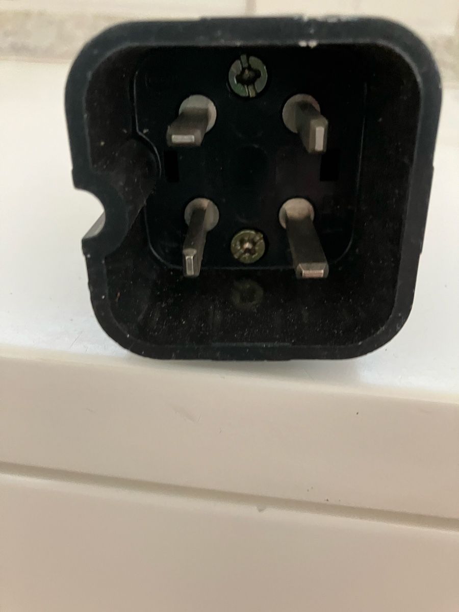 Spine: Stecker – Usato da losone venduto da china06 3