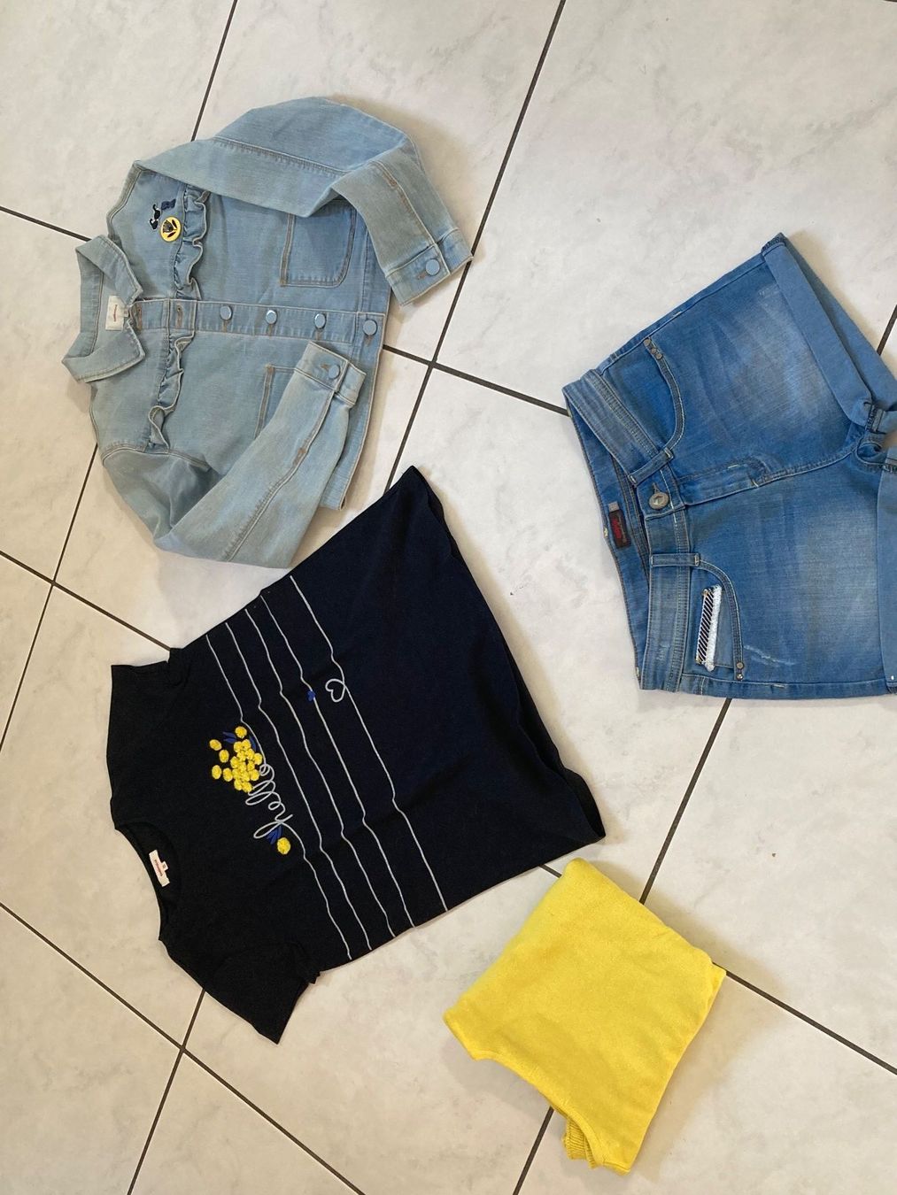 Catimini Pantaloni: CATIMINI short 12ans/152cm – Nuovo (secondo la descrizione) da domdidier venduto da picolo99 3