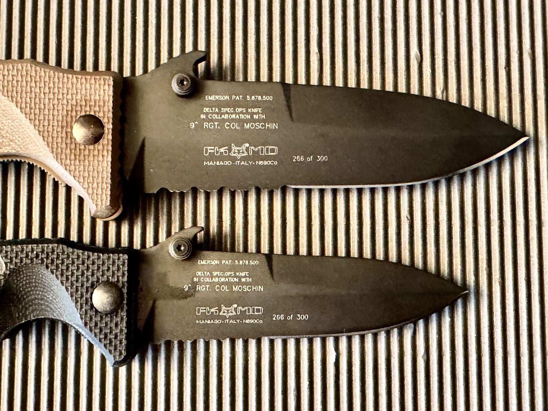 Fox Knives Militärmesser: 2 Kampfmesser 9. Fallschirm-Angriffsregiment Col Moschin – Neu und originalverpackt aus Grenchen von Pelucilu 2