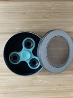 Fidget Spinner in Mintgrün mit Dose