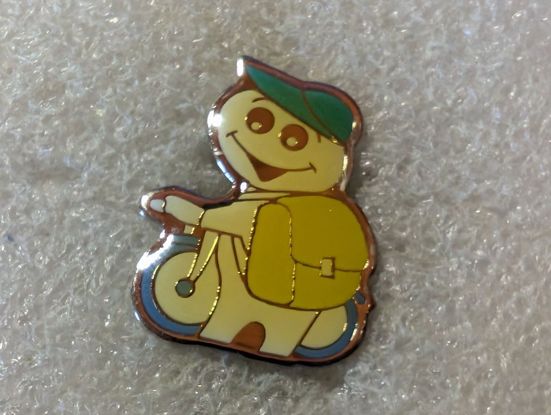 Plaketten & Abzeichen: Ansteckpin 186: Maga Bio – Gebraucht aus Oppligen von Pin-Fall-Shop
