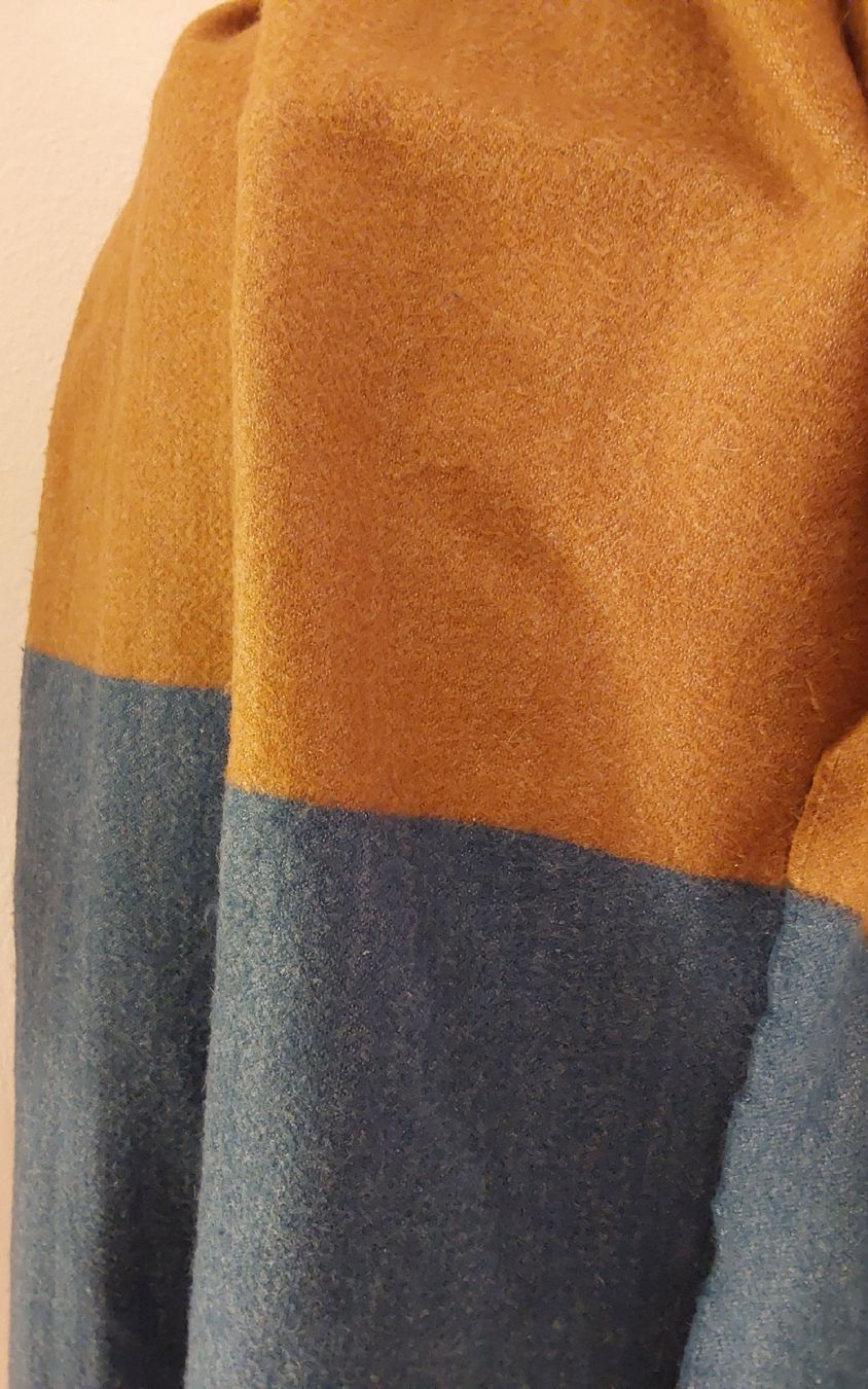 Foulard & Sciarpe: Schal – Usato da Köniz venduto da scopello12 2