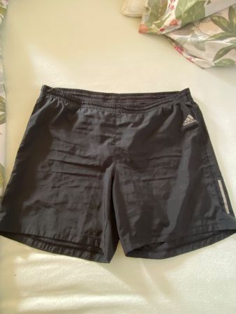 Adidas Laufshorts, schwarz, Grösse XL