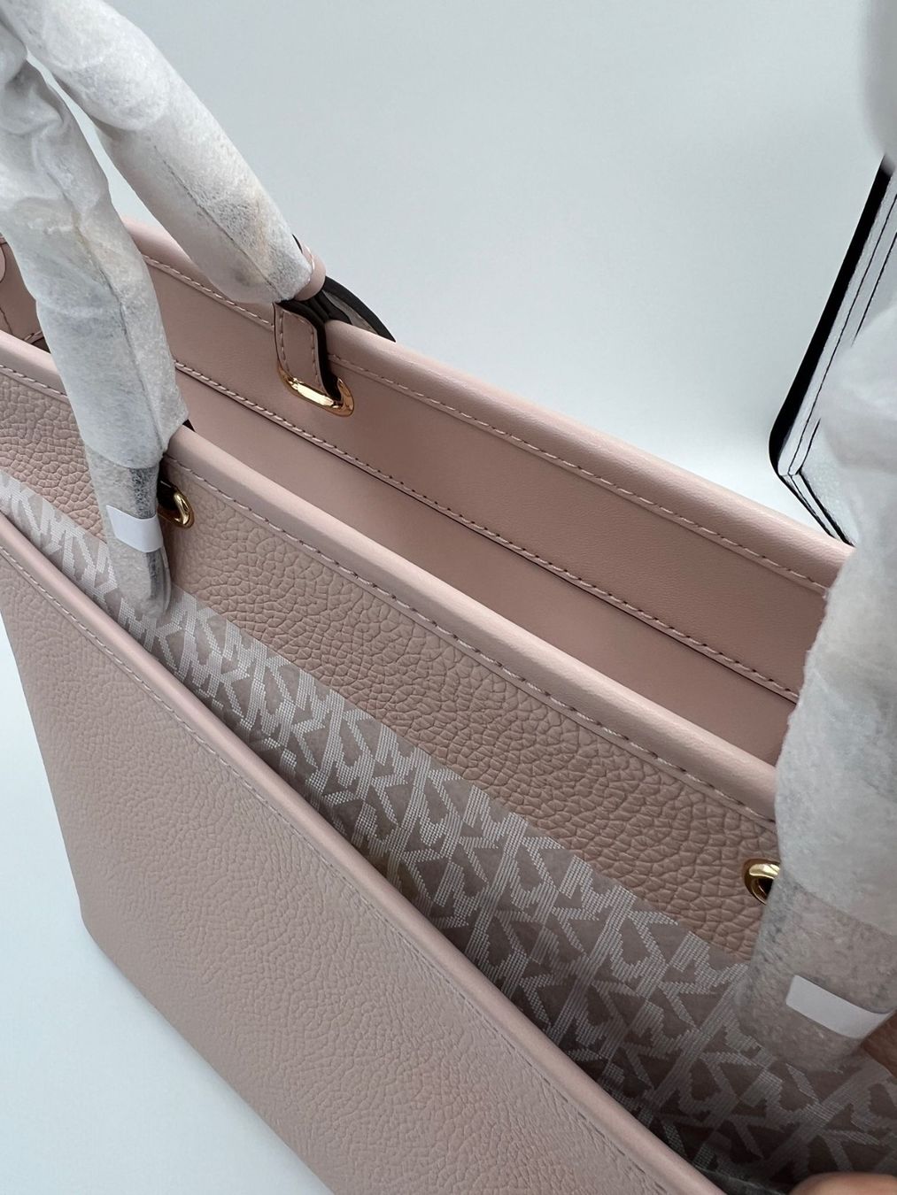 Michael Kors Borse da donna: Michael Kors Tasche powder blush – Nuovo e nell'imballaggio originale da Wiedlisbach venduto da Sistershop 2