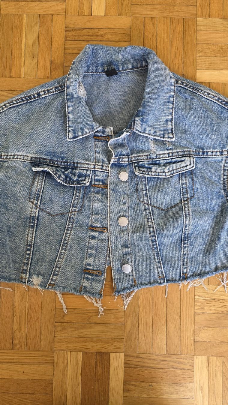 Giacche & Cappotti: veste en jeans  – Usato da Fontainemelon venduto da ale_b865 1