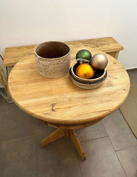 Tavoli: NaTuRhoLz TisCh ruNd – Usato da Winkel venduto da zeho 1