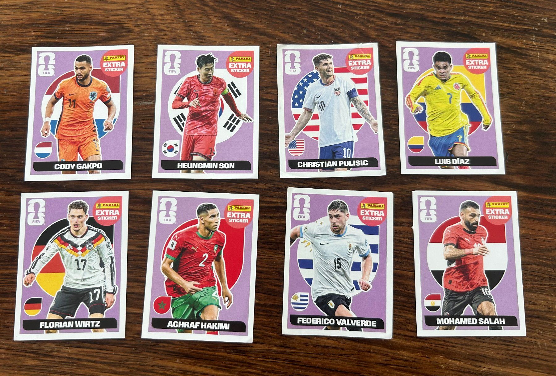 Panini Sammelbilder & Trading cards: 8 Regular Extra Sticker – Gebraucht aus Solothurn von Reto_A1