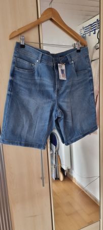 UP2 Fashion Herren Denim Shorts, neu mit Etikett, Gr. L