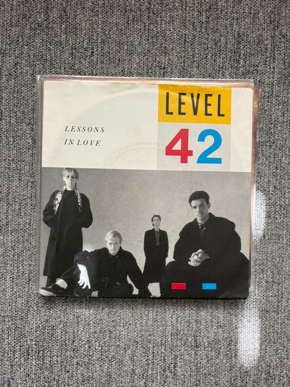 Schallplatten: Level 42 - Lessons In love – Gebraucht aus Zofingen von Bigron