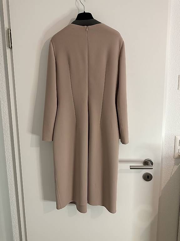 Vestiti: Giorgio Armani Kleid – Usato da Adligenswil venduto da TST04 4