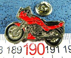 MOTO GUZZI 750 ROT MOTORRAD PIN GHEPRÄGT GESTEMPELT 32mm