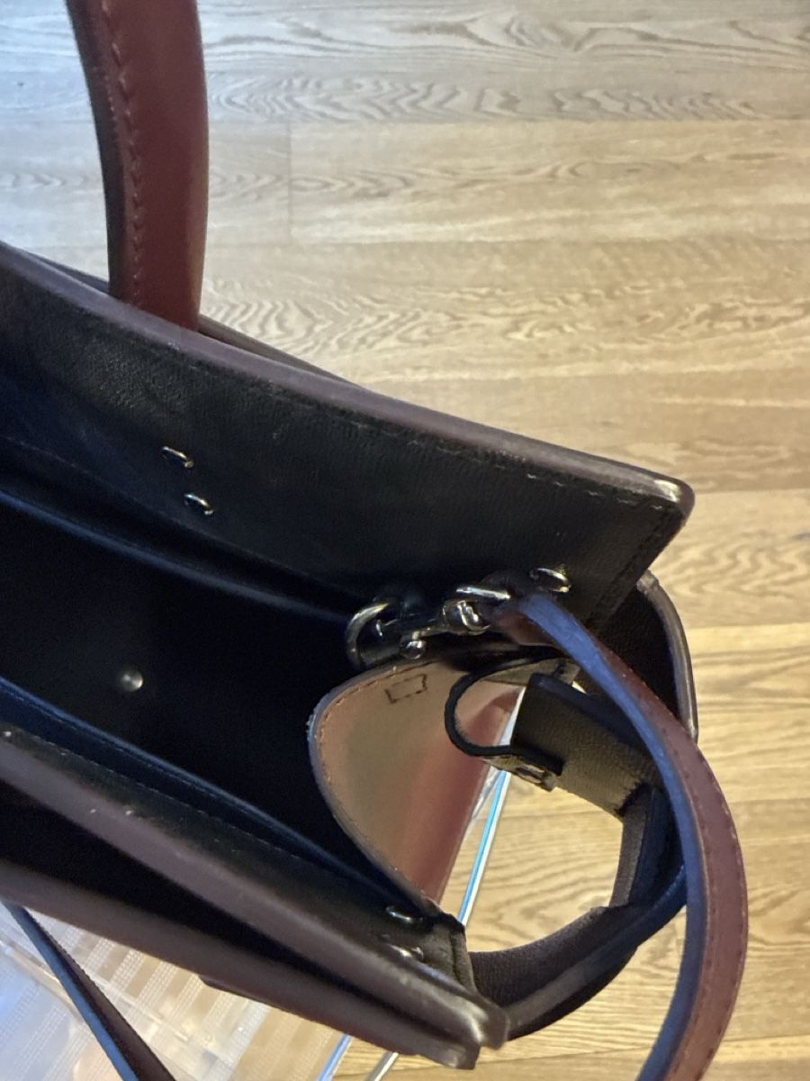 Givenchy Taschen für Damen: Givenchy burgundy leather purse – Gebraucht aus Bäch SZ von jfog 2