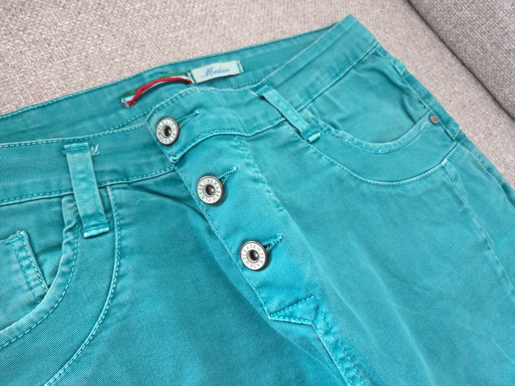 Please Jeans Jeans: Jeans Please M green 2 – Gebraucht aus Villars-sur-Glane von Bolinot 1