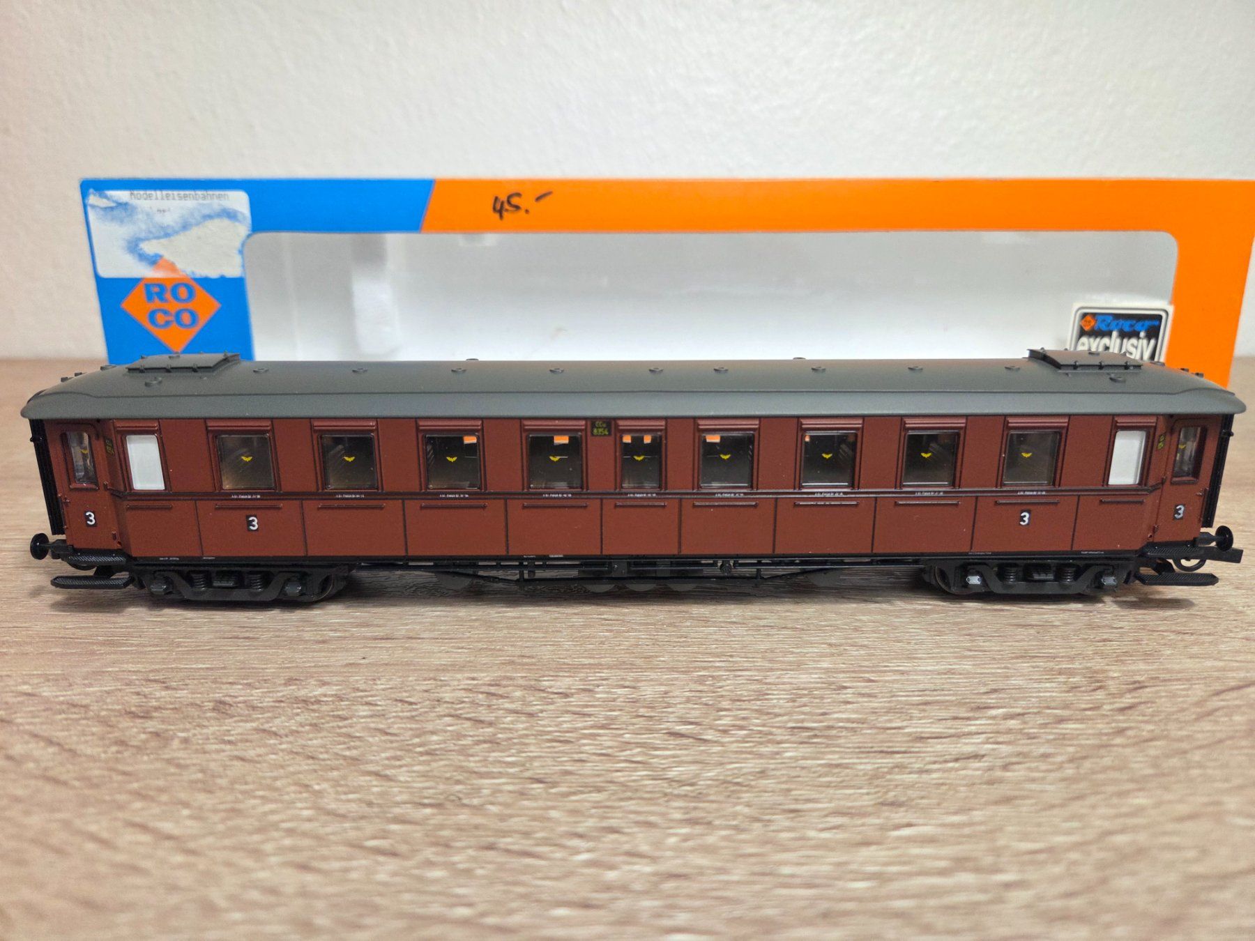 Roco Modellini di ferrovie: Roco 44218 Personenwagen 3.Kl H0 – Nuovo e nell'imballaggio originale da St-Aubin-Sauges venduto da Lo_Go 1