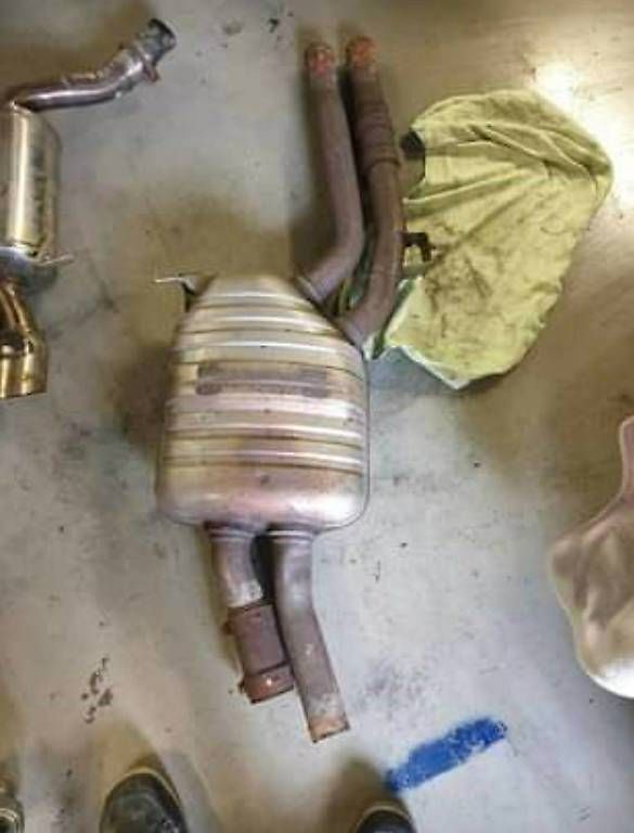 Sistemi di scarico: Intermédiaire Audi S4 B7 break – Usato da Les Evouettes venduto da Mathou17