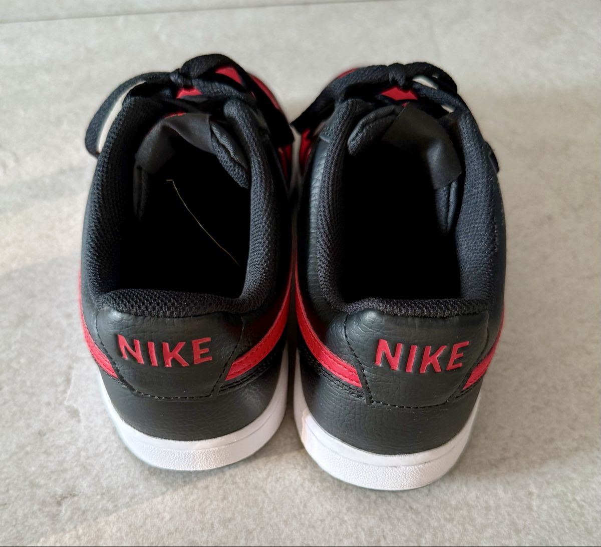 Nike Chaussures hommes: Scarpe Nike nero rosso – Neuf (Voir description) à Giubiasco par Alcav6 3