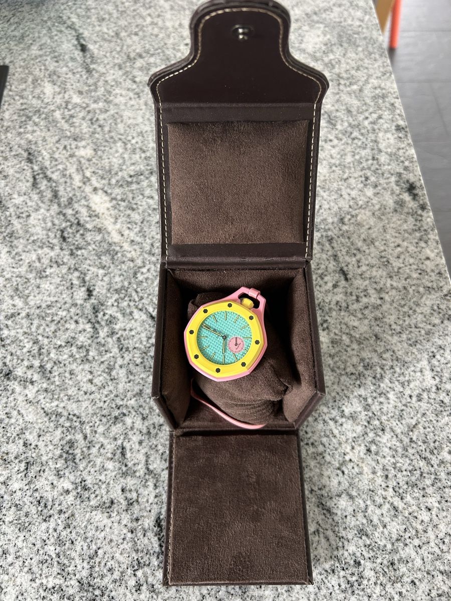 Swatch Orologi: Swatch Royal Pop – Nuovo e nell'imballaggio originale da belp venduto da LaGrandeBellezza 2