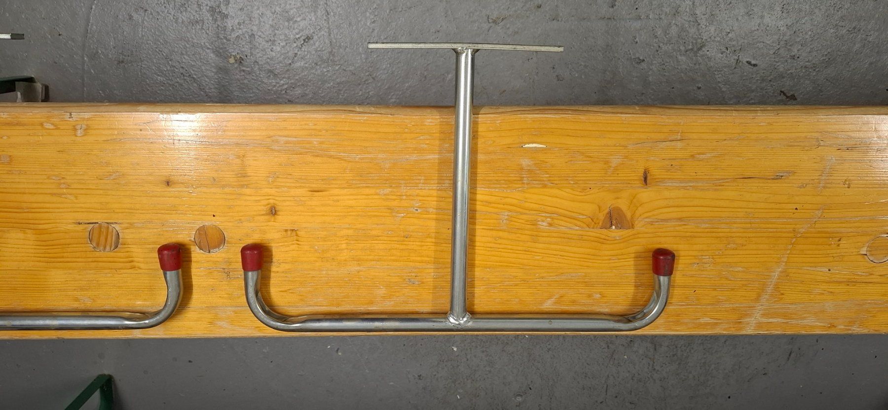 Eisenwaren: crochet de suspenssion pour roues – Gebraucht aus Chancy von dave58v 2