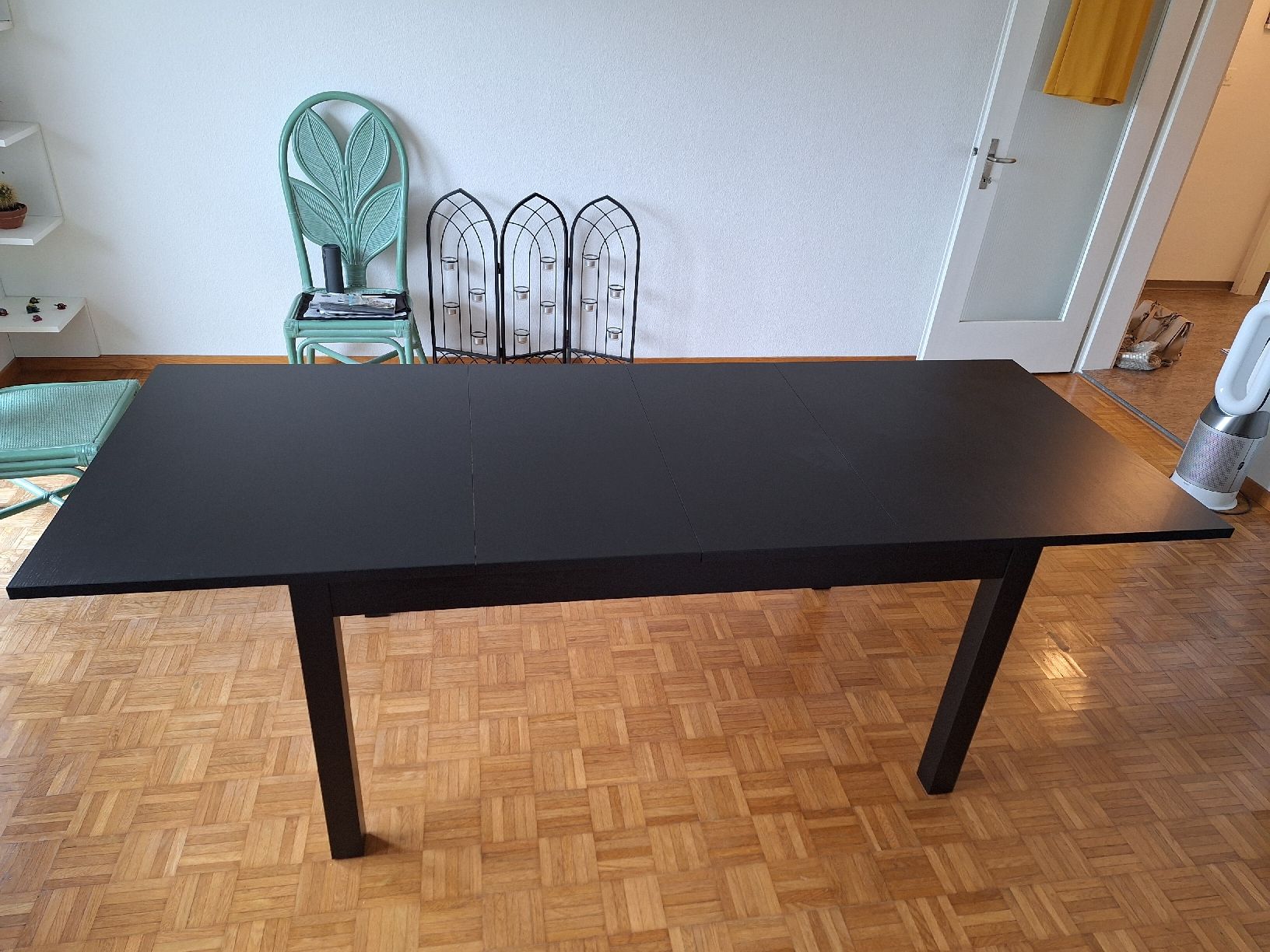 Ikea Tables: IKEA Tisch Bjursta – D'occasion à Schwerzenbach par sen_st9m 1