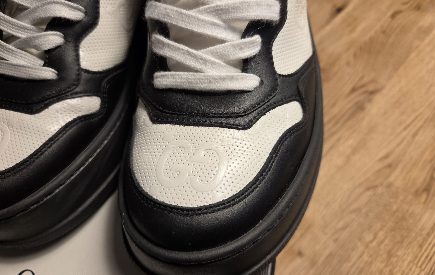 Gucci Herrenschuhe: Gucci Chunky Sneaker gr. 40.5 – Gebraucht aus Hinwil von Nicen 1