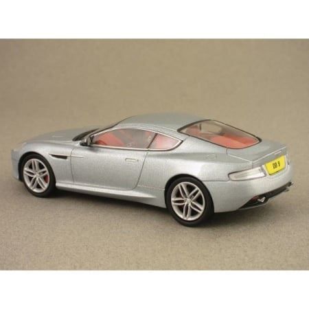 Aston Martin Modellini d'auto: Aston Martin DB9 Phase III 2012-2015 silber met.     1:43 – Nuovo e nell'imballaggio originale da Gerlafingen venduto da espero88 4