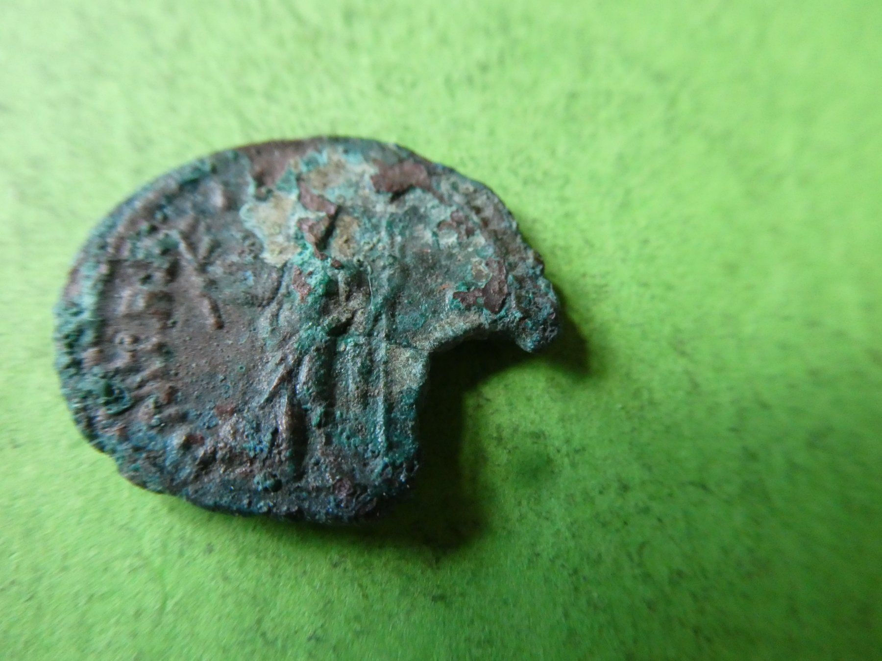 Tutti le monete: uralte   Bronzemünze ,  18 mm  2.09 g – Usato da Hinterforst venduto da Rohusri 2
