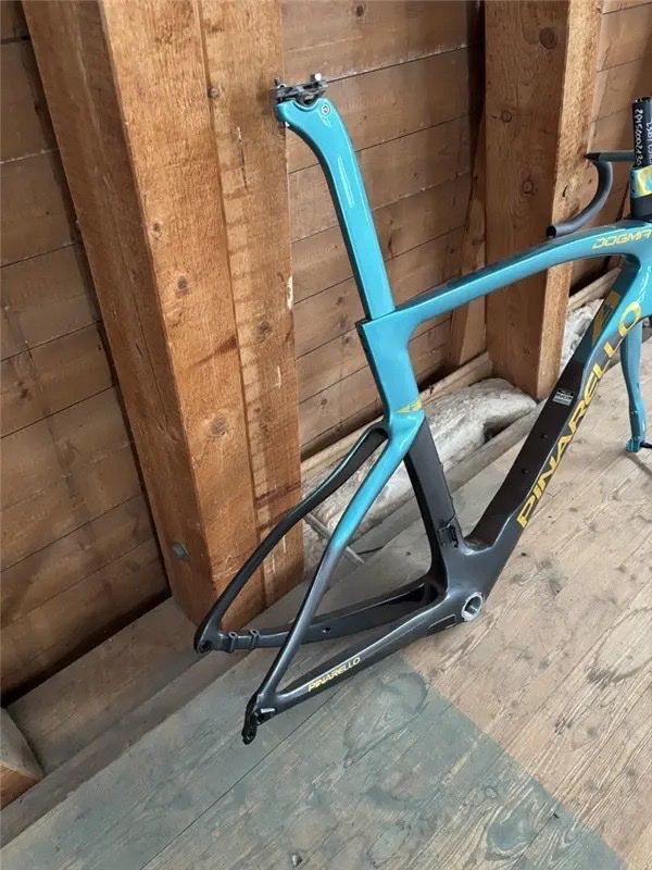 Pinarello Biciclette: Pinarello Frame Dogma F Disc - 54 – Nuovo (secondo la descrizione) da Innertkirchen venduto da salmalo 1