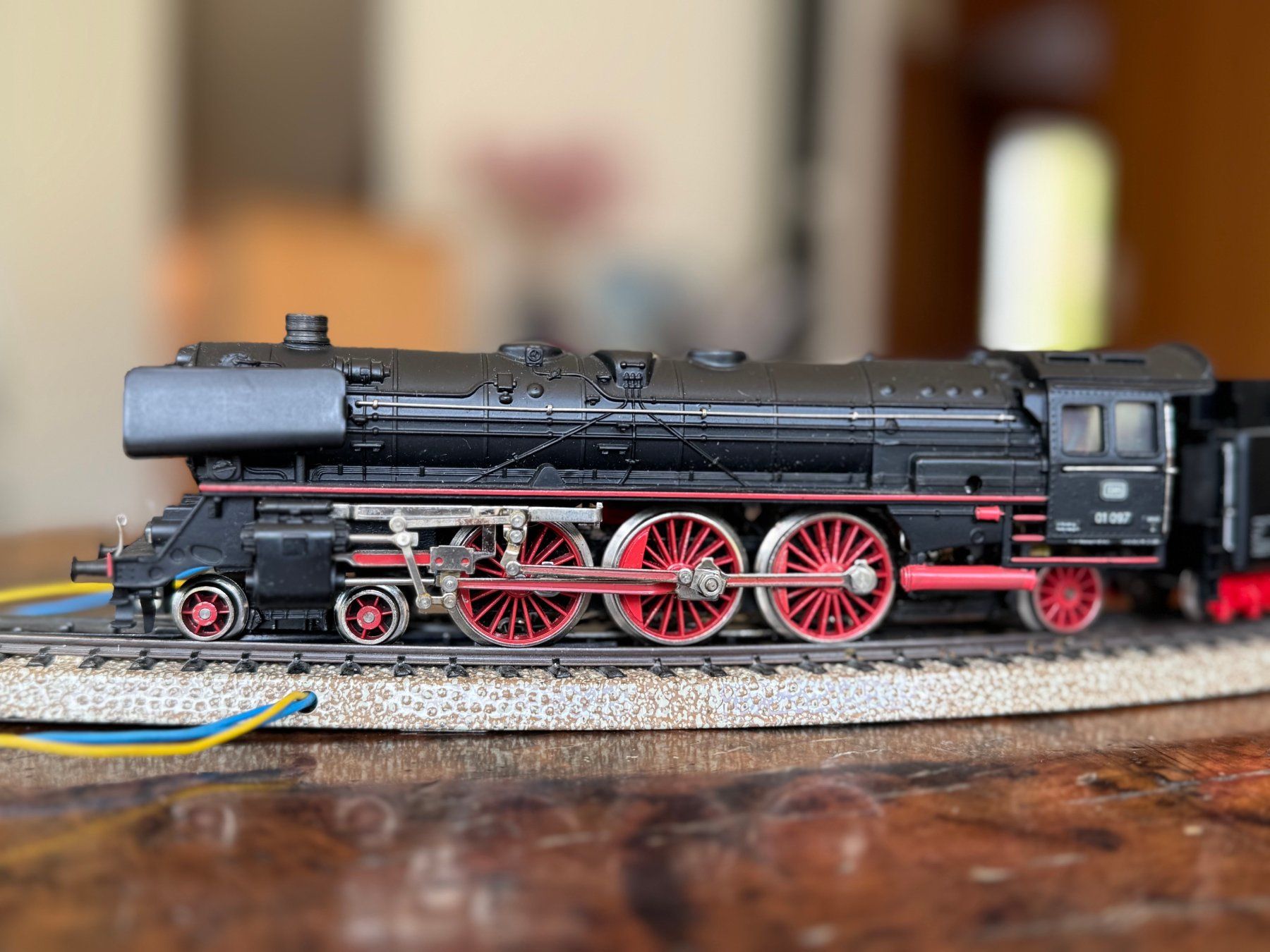 Märklin Modellini di ferrovie: Dampflok BR 01 Märklin Spur H0 – Usato da Tarasp venduto da Marender