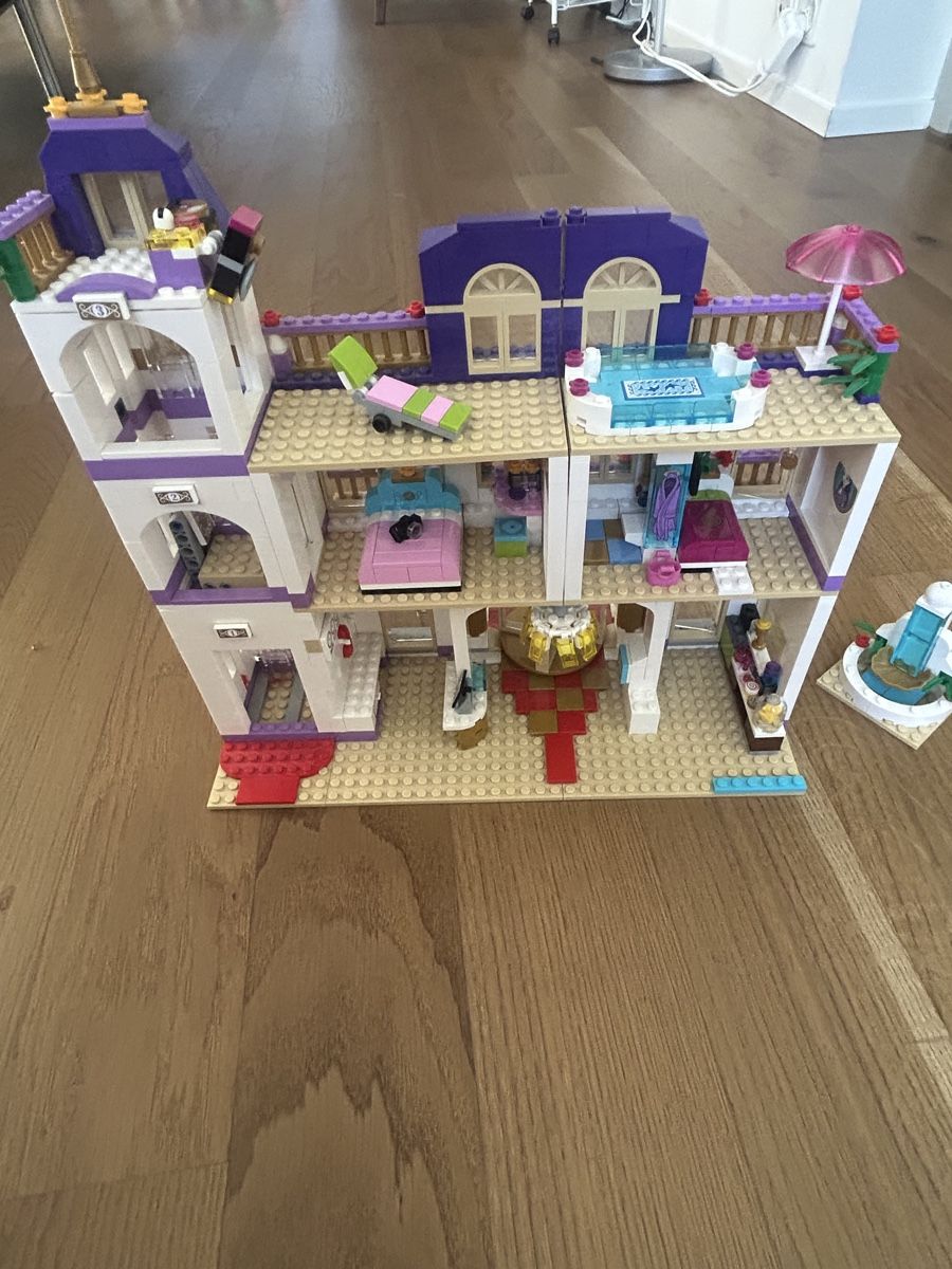 Lego Giocattoli: Lego Friends: Grand Hotel – Usato da Schöftland venduto da DesignbyNaja 1