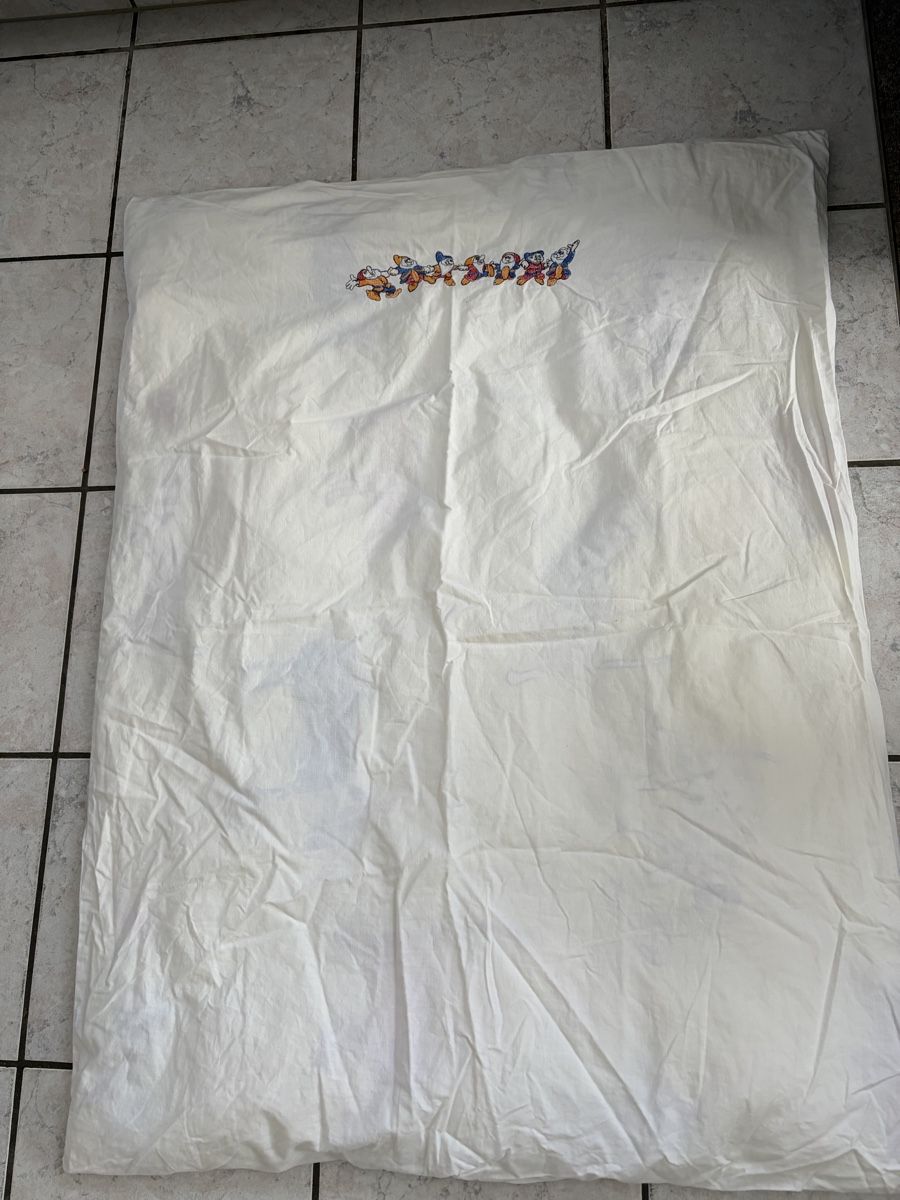 Coperte: Kinder Bettdecke 108 cm x 85 cm  – Usato da Sevelen venduto da gsandax