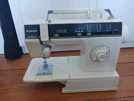 Nähmaschine Singer Samba 5 mit Zubehör gebraucht