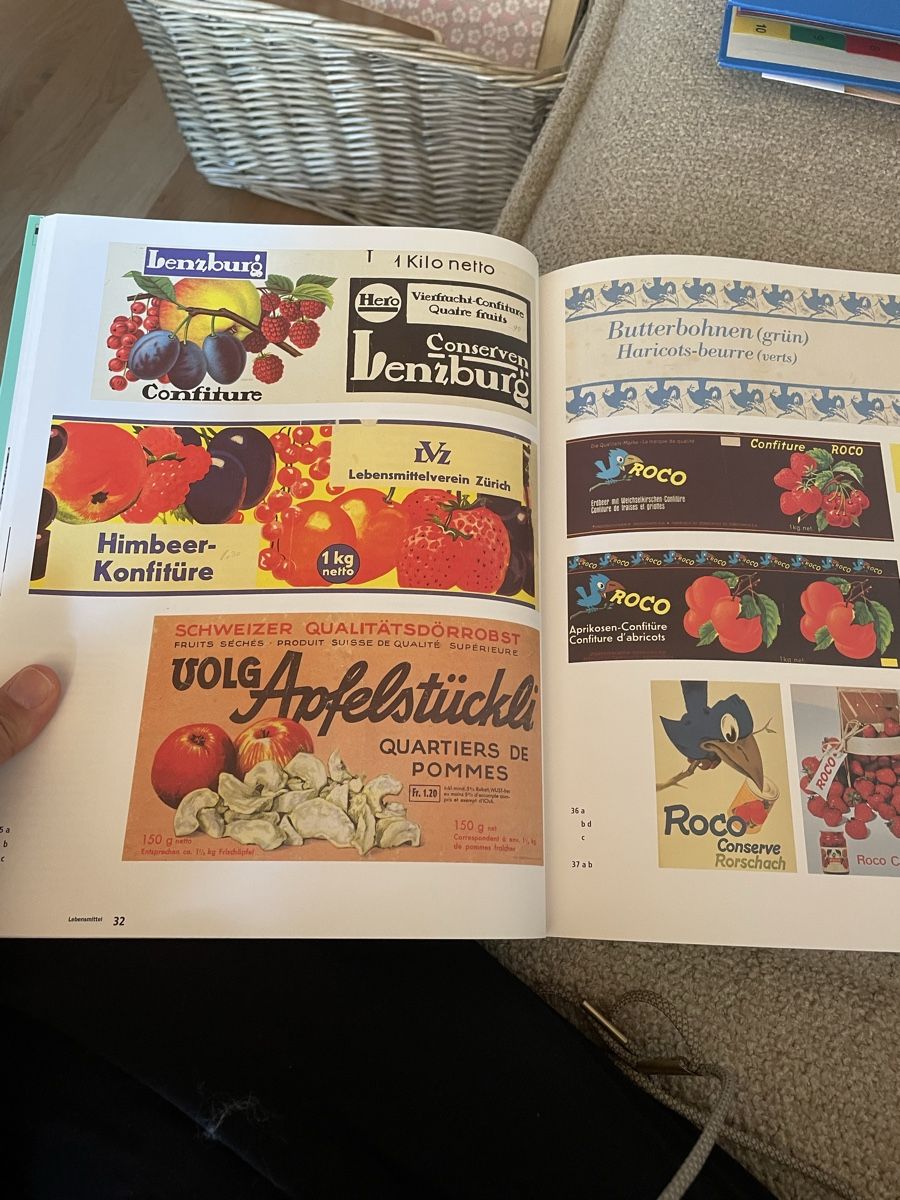 Libri: Buch "Hüllen füllen" Verpackungsdesign  – Usato da Oberwil BL venduto da another-day-of-sun 7