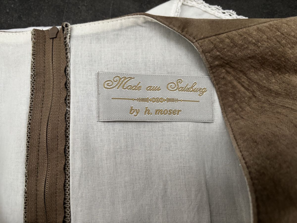 Vestiti: H. Moser Dirndl Gr. 42, Leinendirndl mit 2 Blusen. – Nuovo (secondo la descrizione) da Termen venduto da rowi13 6