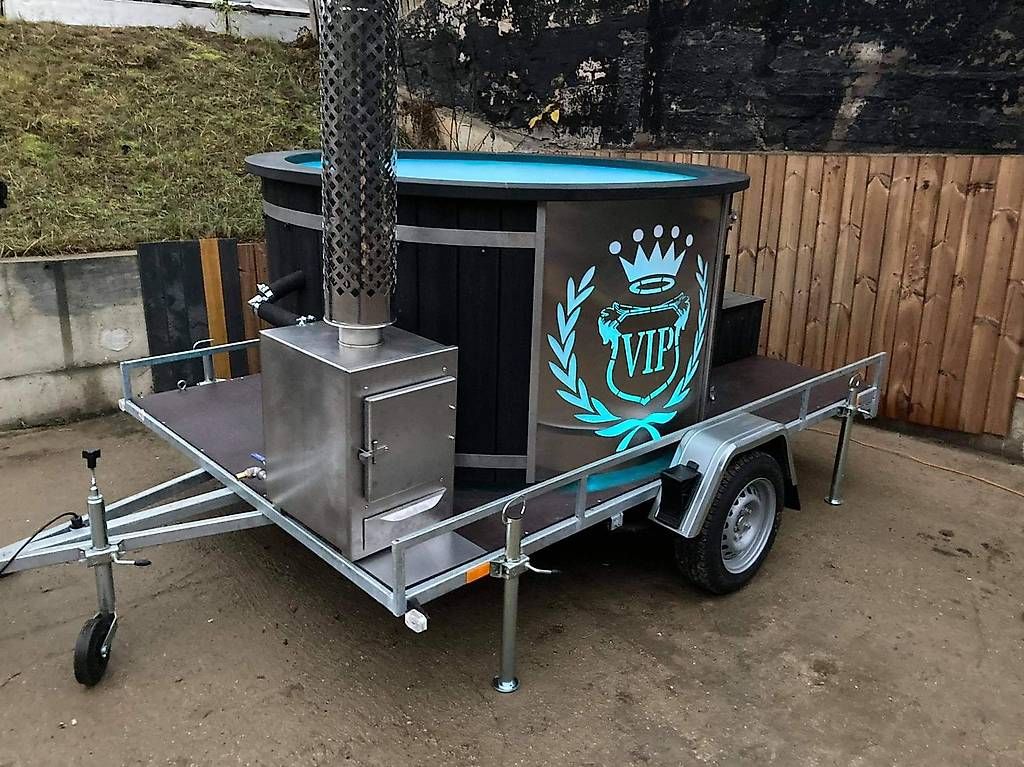 Whirlpool: Mobiler Hotpot , Badefass , Whirlpool inkl. Anhänger – Usato da St. Gallen venduto da Spa_at_Home911
