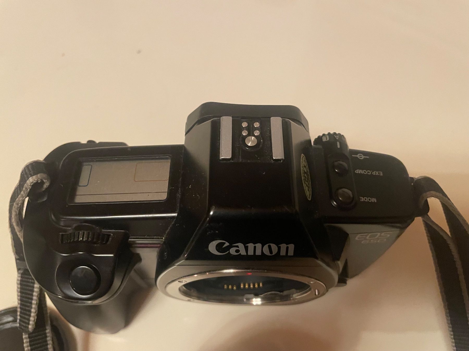 Canon Kamera: Canon EOS 650 Kamera Analog mit EF f3.5-4.5 zoom Objektiv – Gebraucht aus Embrach von xenovolcano 4
