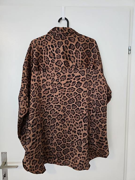 Blusen: Leopardenbluse von H&M, Gr. M – Gebraucht aus Chur von jon_hd6n 1