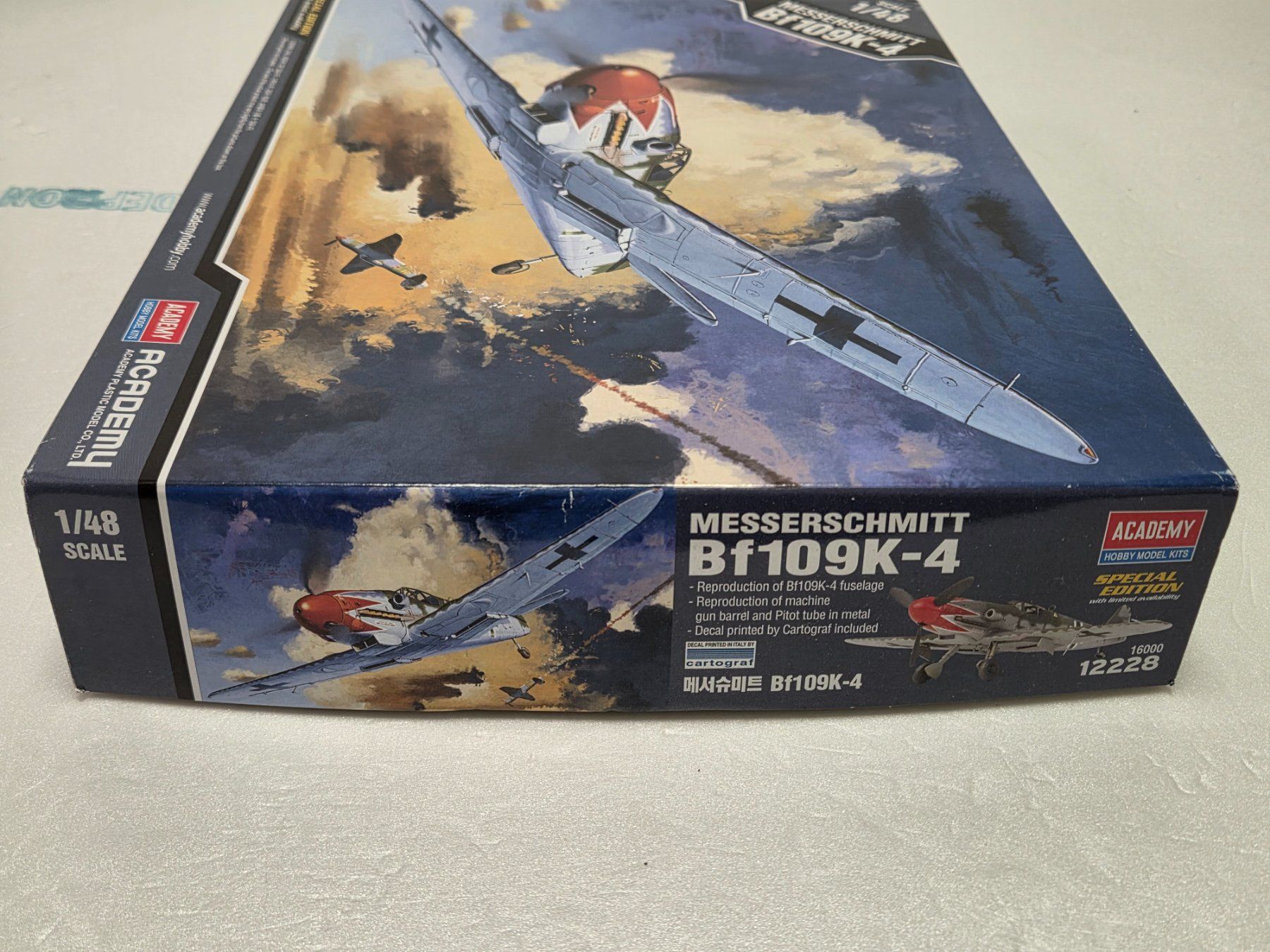 Academy Modellbausätze & Standmodelle: Academy Messerschmitt Bf109 Set mit 2 Modelle #12225+12228 – Neu und originalverpackt aus Hittnau von Sika86 3