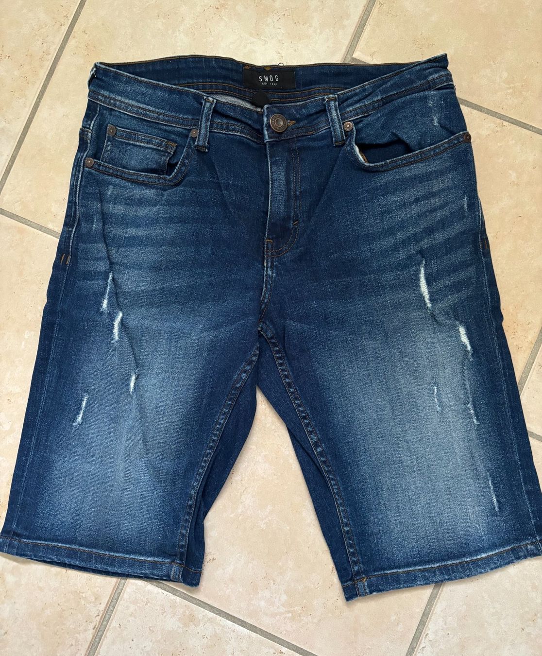 Lotti di vestiti: Kurze Hosen Set S & M – Usato da Biel-Benken BL venduto da Bergerr 1