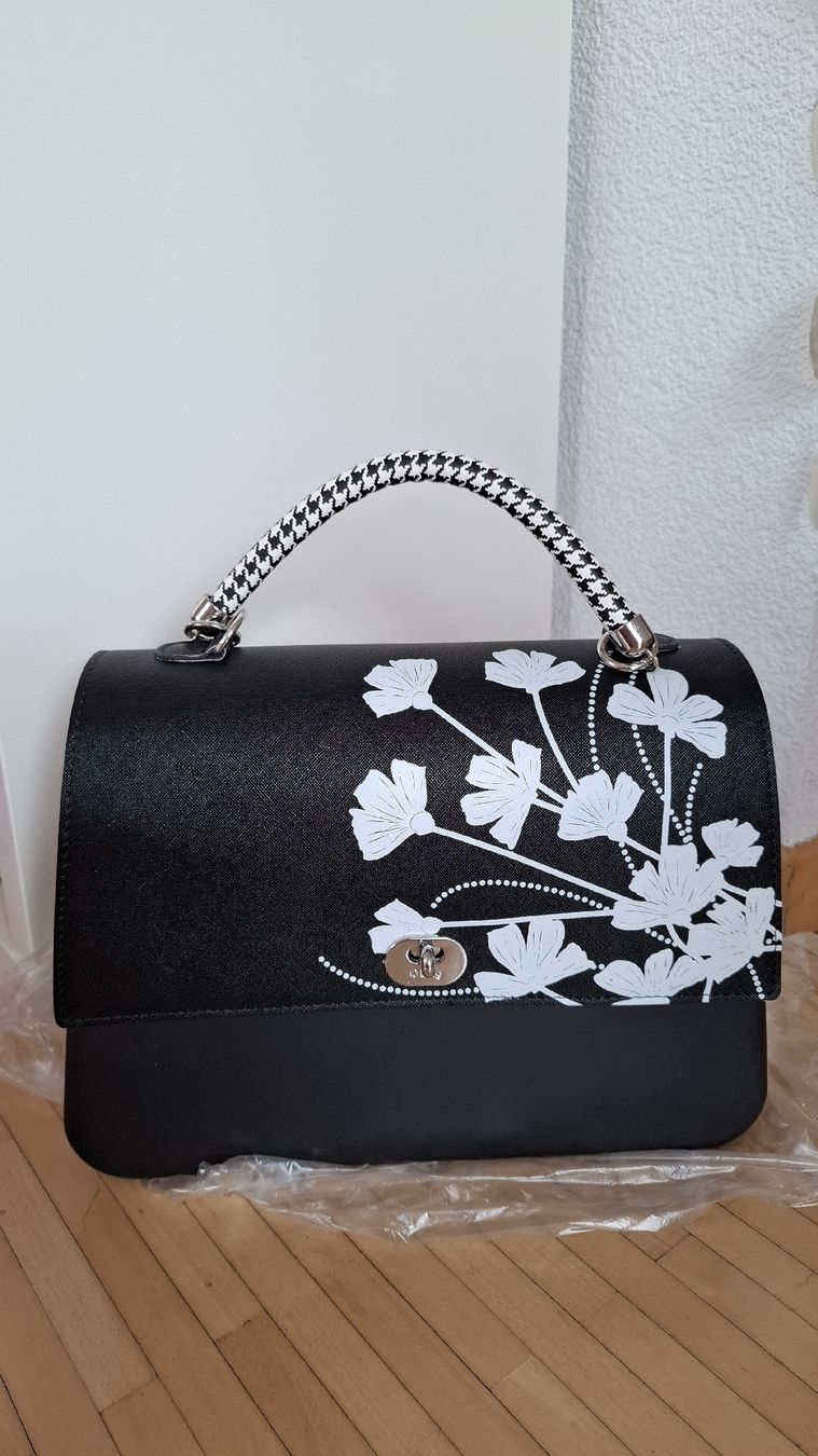 Obag Borse da donna: obag queen – Usato da Schwarzenbach SG venduto da LoveBag