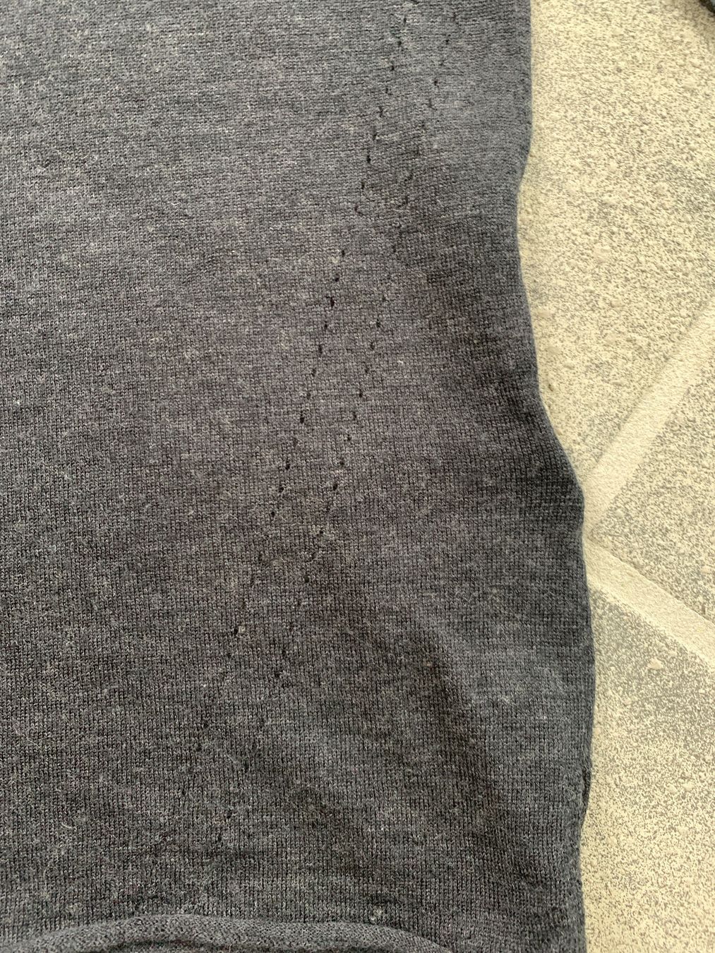 Pullover & Sweatshirts: Pullover – Gebraucht aus Eglisau von bfr_2dz2 4
