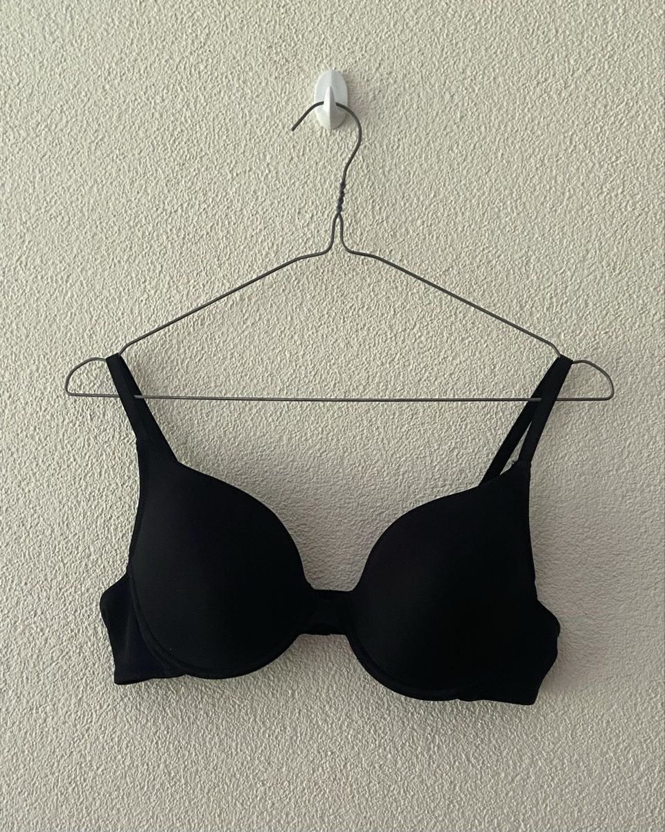 Altra biancheria intima: Reggiseno nero – Usato da Gordola venduto da arizi_shop