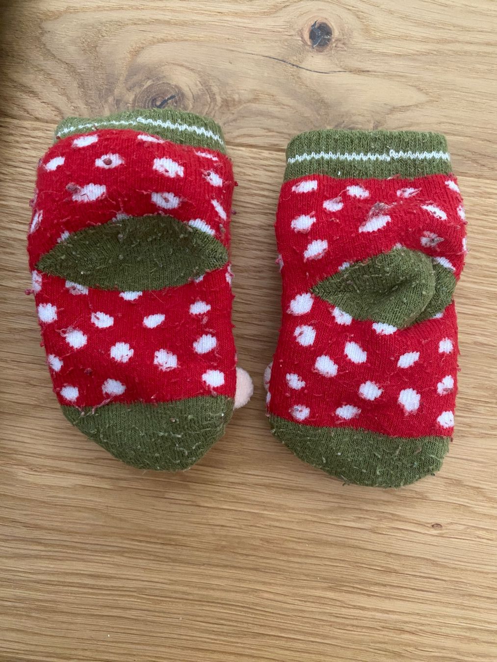 Calze per bambini: 2x lustige Söckli für Babys – Usato da Trachslau venduto da M_Schmid81 2