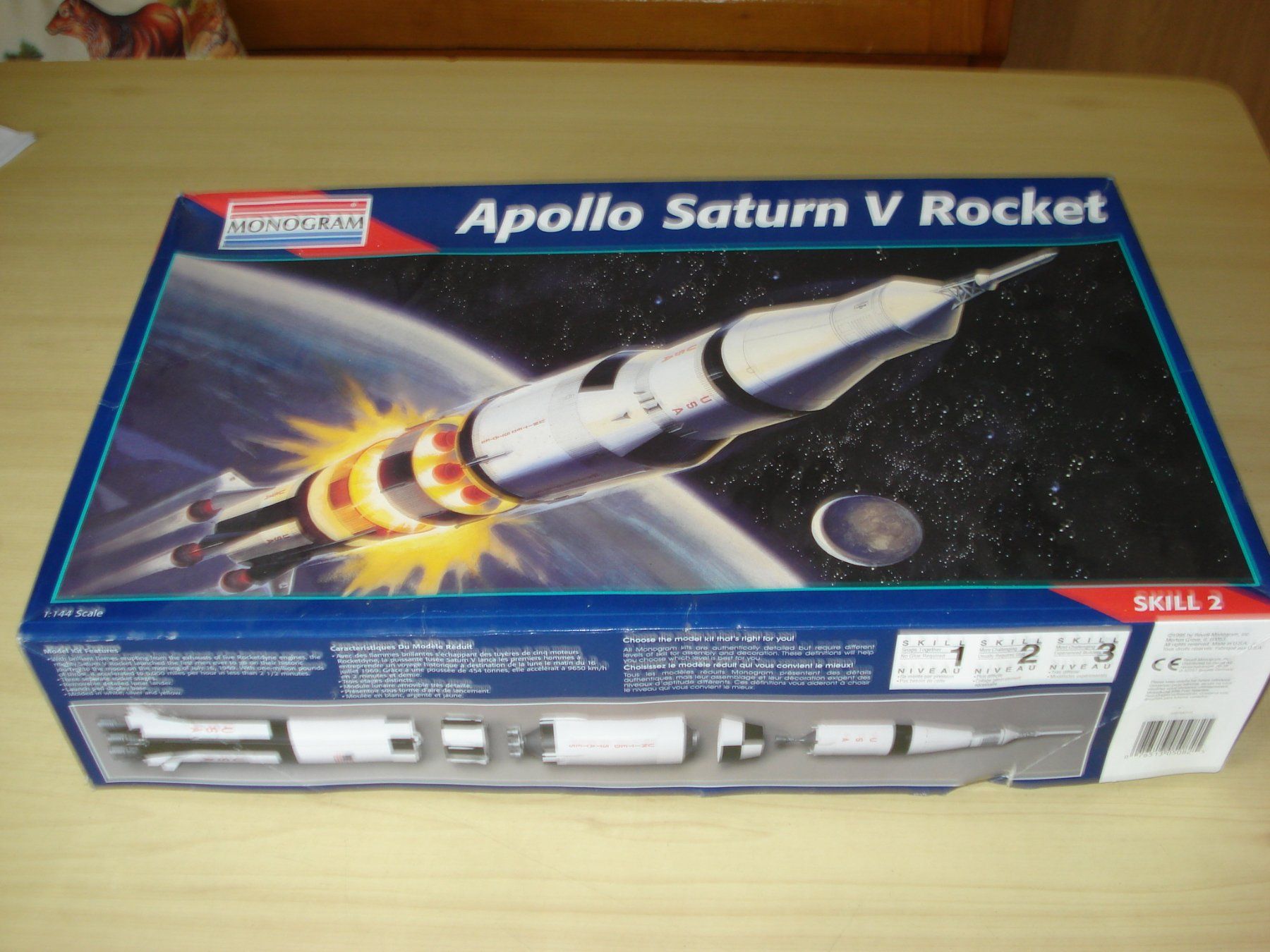 Revell Modellbausätze & Standmodelle: Apollo-Saturn V Rocket,  1:144 – Neu und originalverpackt aus Unteriberg von gamswild