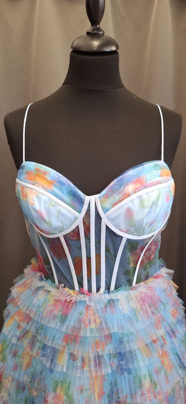 Vestiti: Kleid mit Blumenmuster, Tüll  – Nuovo (secondo la descrizione) da Uster venduto da VMT. 2