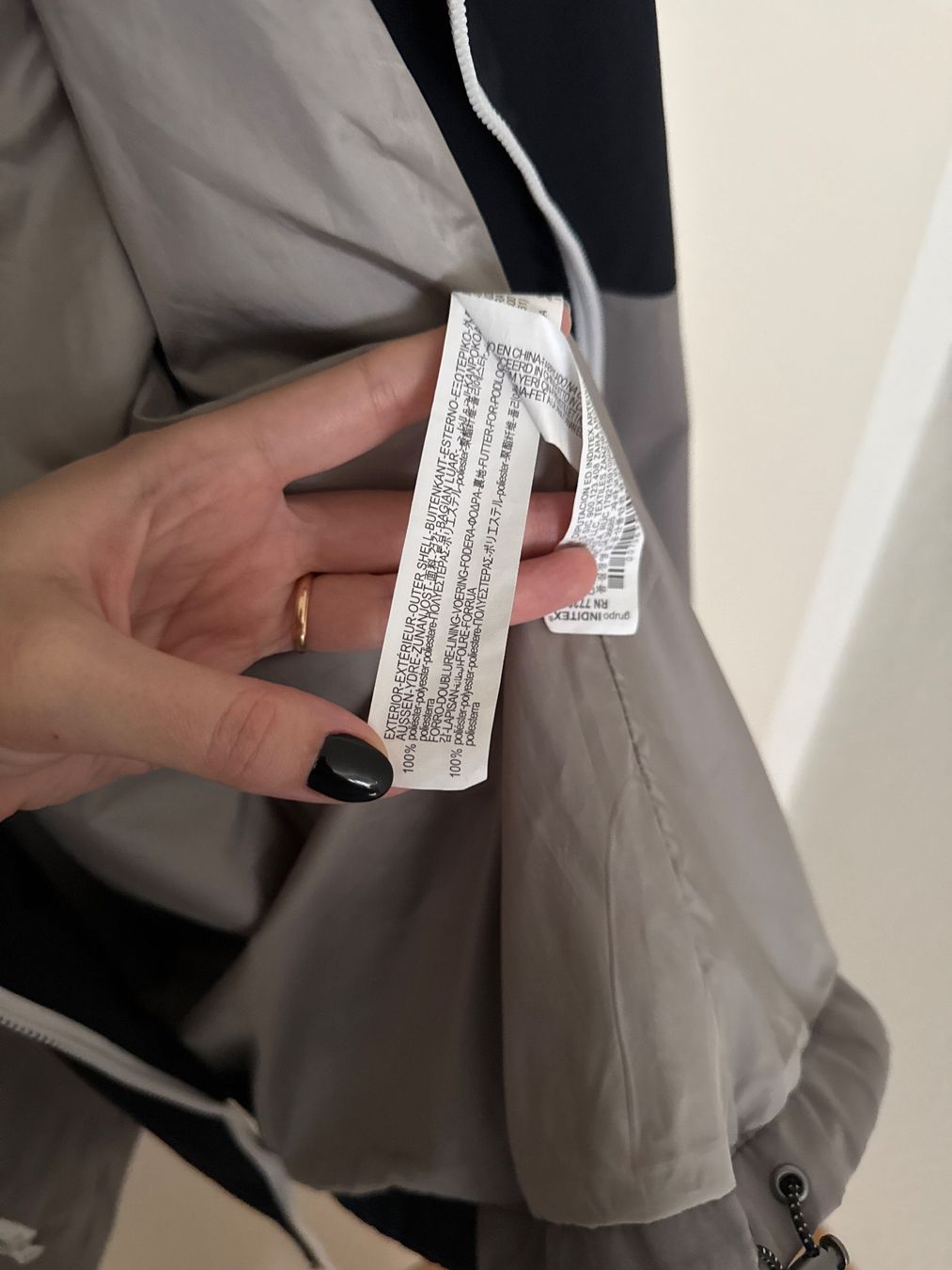 Zara Giacche: Zara Windjacke EUR L – Usato da Horgen venduto da linuxrp 4