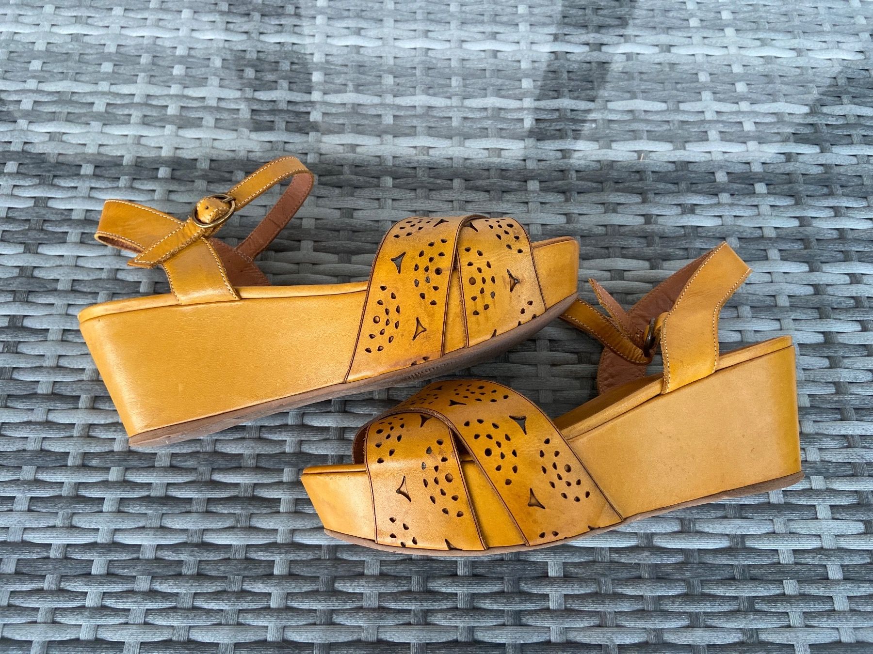 Scarpe da donna: Emporio Sandalen Echtleder Gr.41 Curry – Usato da Klingnau venduto da jazz065 6