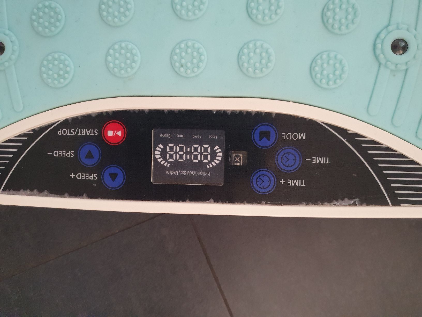 Hometrainer: Vibrationsplatte – Usato da Belp venduto da Liacheyenne 3
